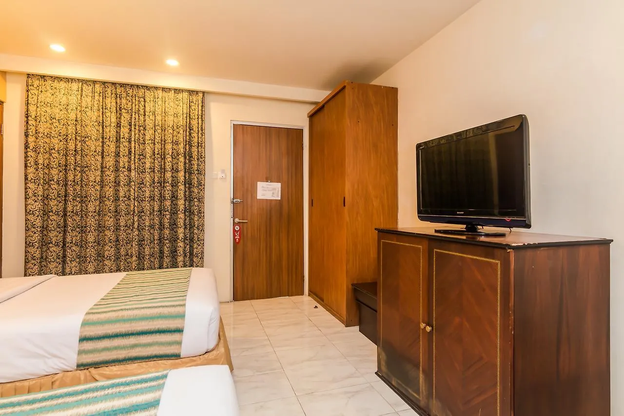 Zen Rooms Kuta Kartika Plaza 2 꾸따